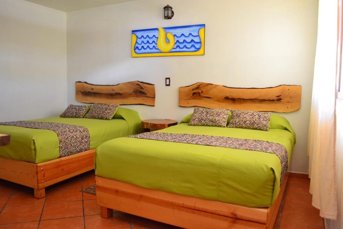 Hotel Tlatoani Чигнауапан Екстериор снимка
