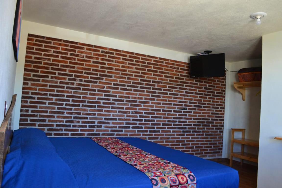 Hotel Tlatoani Чигнауапан Екстериор снимка