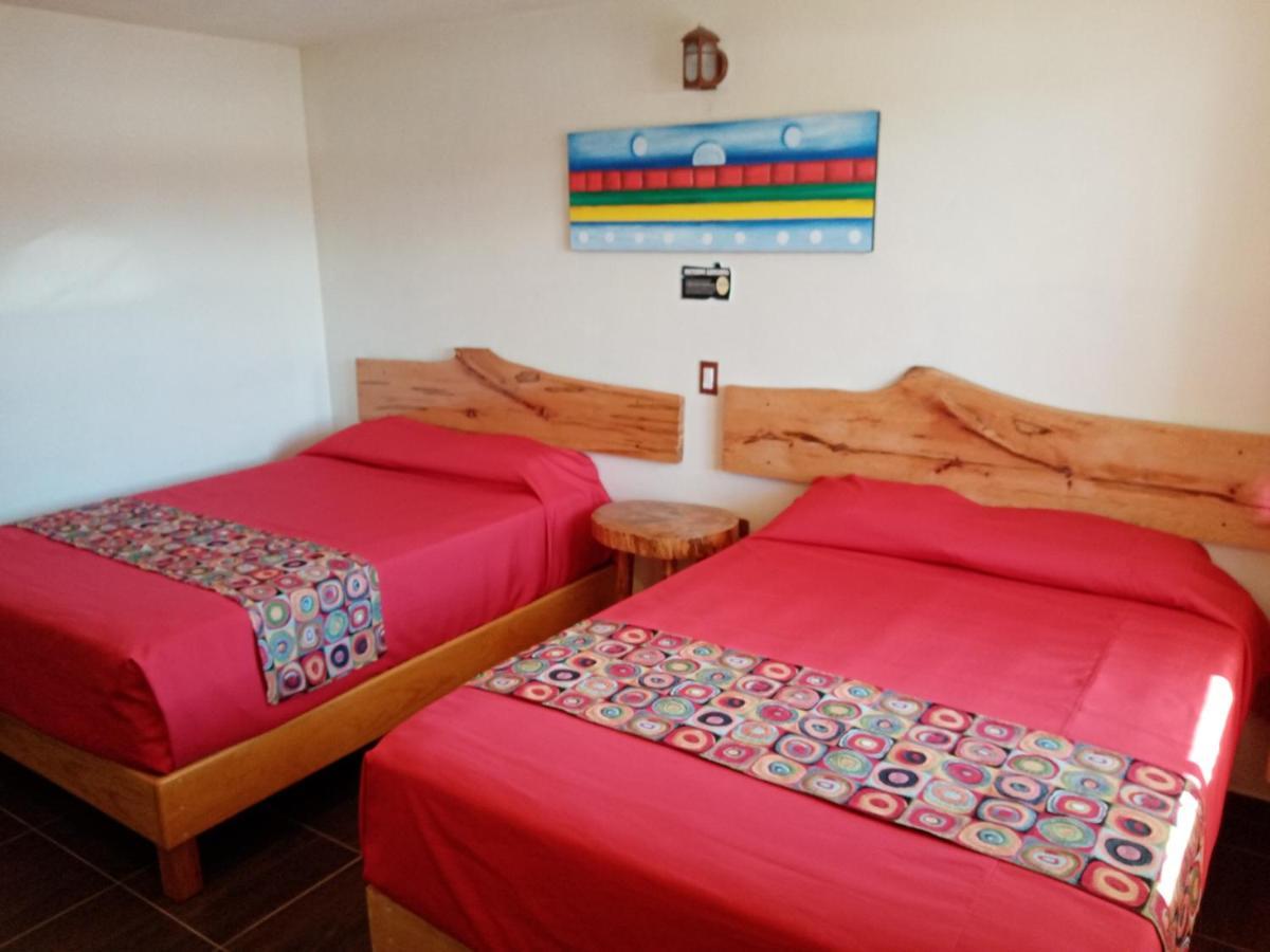 Hotel Tlatoani Чигнауапан Екстериор снимка