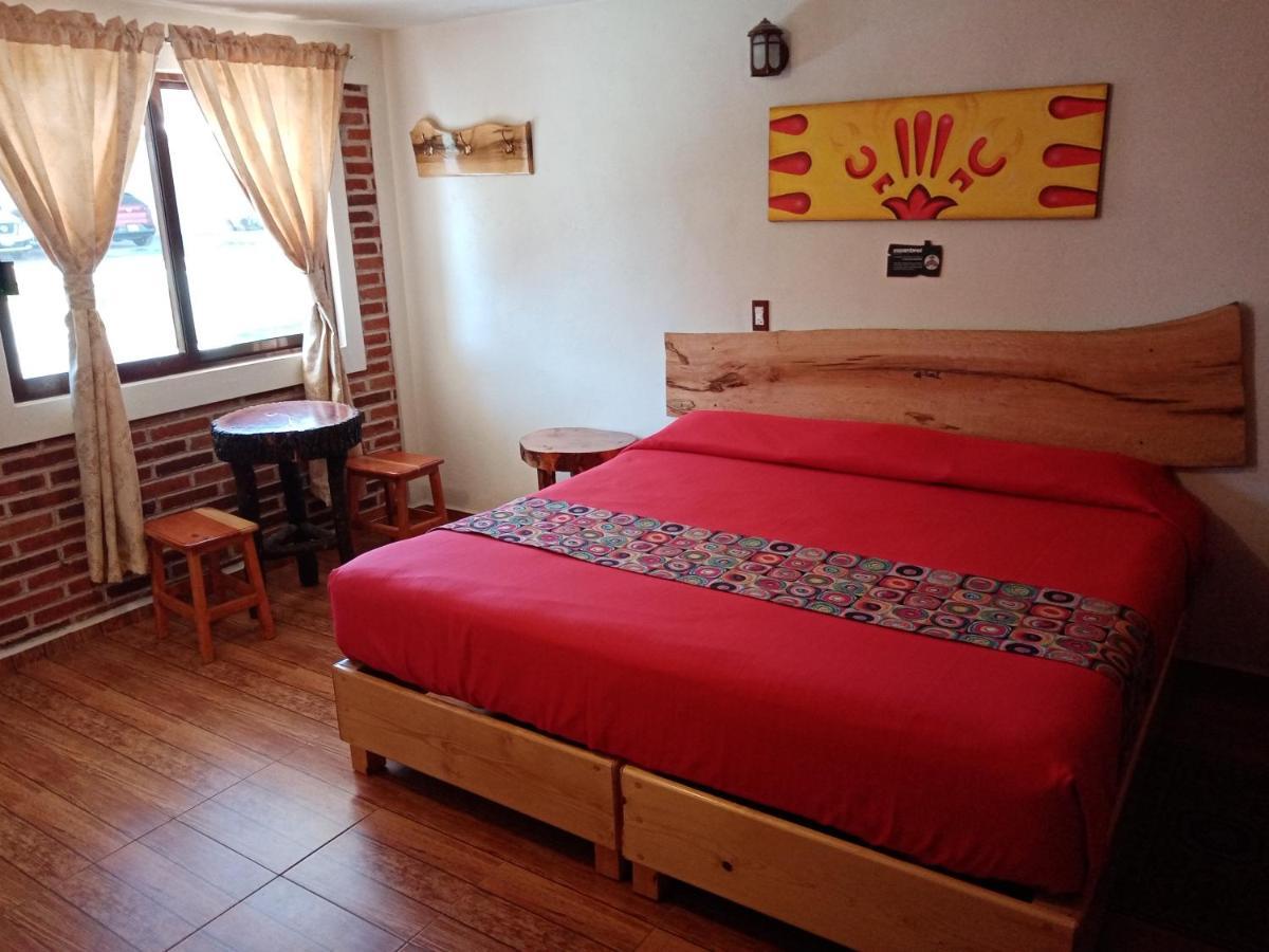 Hotel Tlatoani Чигнауапан Екстериор снимка