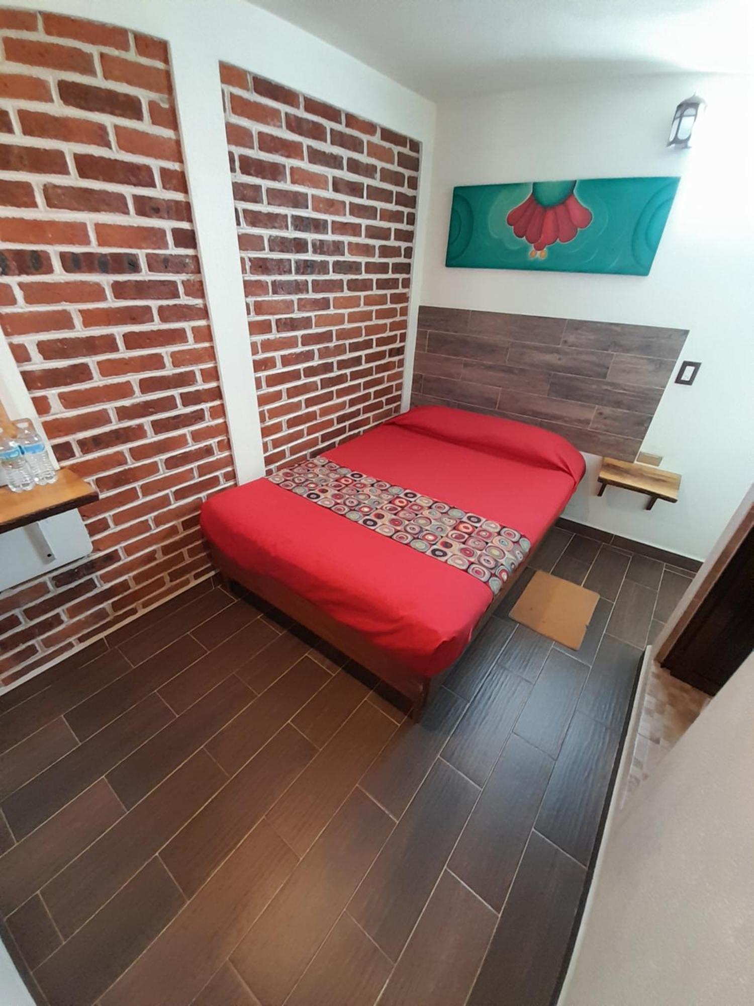 Hotel Tlatoani Чигнауапан Екстериор снимка
